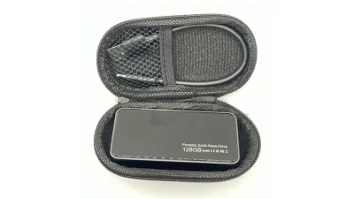 USB drives — KT-7F9C7921